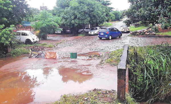 Vecinos clausuran puente en CDE | Diario Vanguardia 12