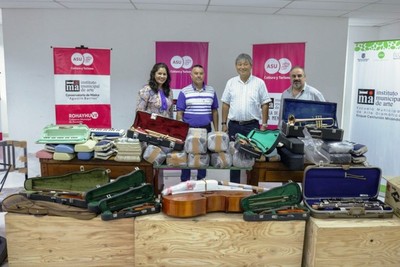 IMA recibió la donación de unos 40 instrumentos desde Japón | .::Agencia IP::.
