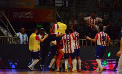 HOY / Tuerce la manga en prórroga y se mete a la antesala de la gran final