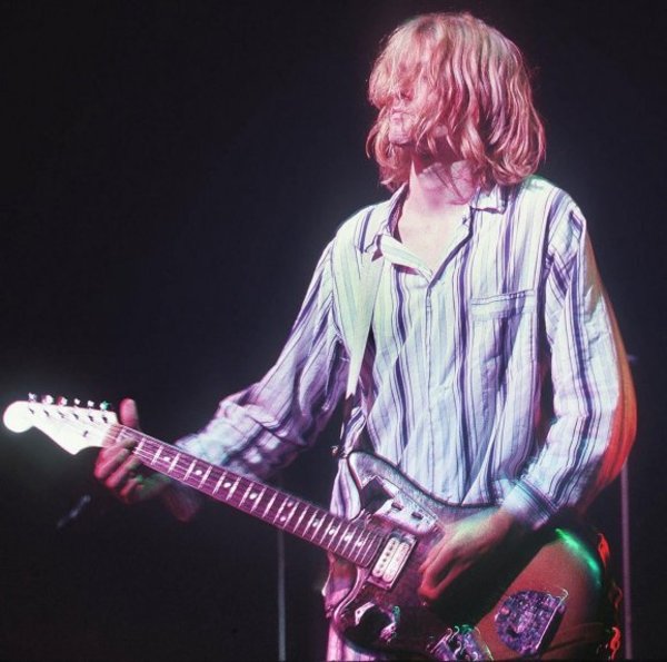 Manager de Nirvana recuerda a Kurt Cobain a 25 años de su muerte - Espectaculos - ABC Color