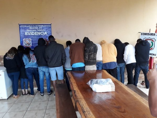 13 detenidos tras procedimiento antinarcóticos en Amambay