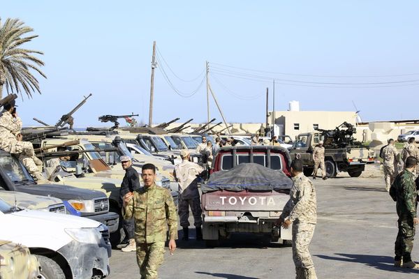 Al menos 21 muertos en Libia desde la ofensiva rebelde de Haftar