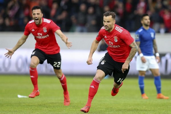 Benfica recupera el liderato | Paraguay en Noticias