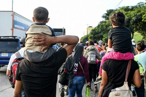 Inmigrantes al llegar a EEUU: “Si hubiera sabido esto, no vengo” » Ñanduti