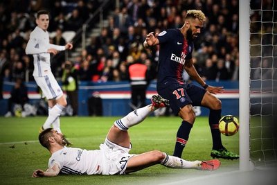 Jugador del PSG evitó el gol que les permitiría salir campeones