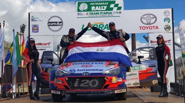 DIEGO DOMÍNGUEZ SE IMPONE EN EL RALLY TRANS ITAPÚA