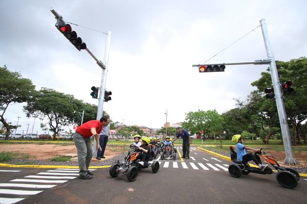 Plan curricular del MEC contempla educación vial