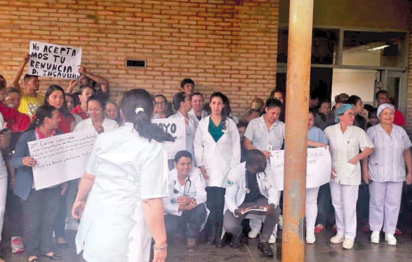 Tensión en el hospital de Hernandarias | Diario Vanguardia 07