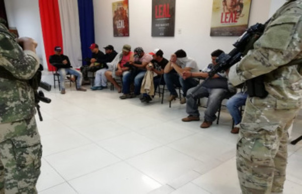 Antidrogas interceptan caravana de vehículos con una tonelada de marihuana - Radio 1000 AM