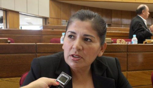 Más mujeres en altos cargos - ADN Paraguayo