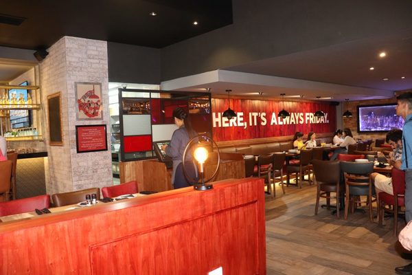 TGI Carmelitas con un renovado local