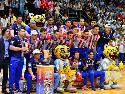 Paraguay subió al podio en el Mundial de salonismo