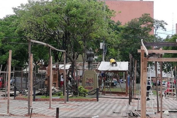 Ocupación de las plazas: ministerio y municipio se tiran la pelota