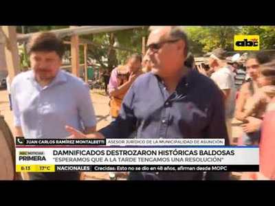 Damnificados destrozaron históricas baldosas - Tv - ABC Color
