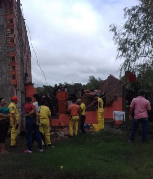 Salvó a su hermanita con su propio cuerpo - Nacionales - ABC Color