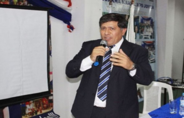 Armando Gómez no descarta buscar el