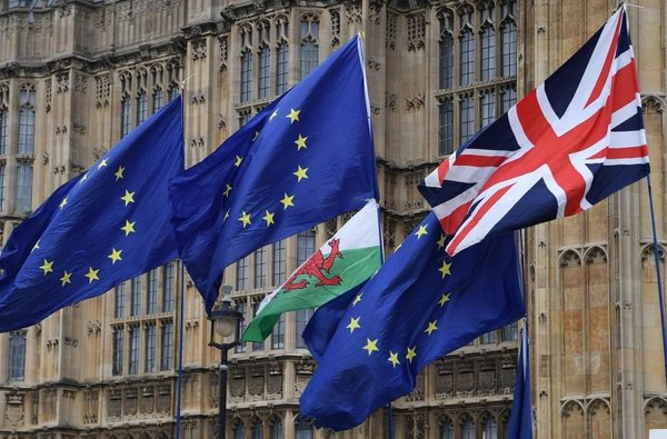 Laboristas trasladan al Gobierno la responsabilidad de avanzar en el “brexit” | Paraguay en Noticias