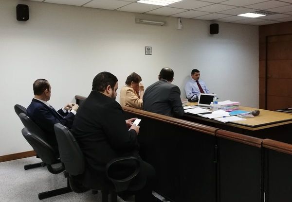 Piden 13 meses de prisión para ex titular de la Defensa Pública