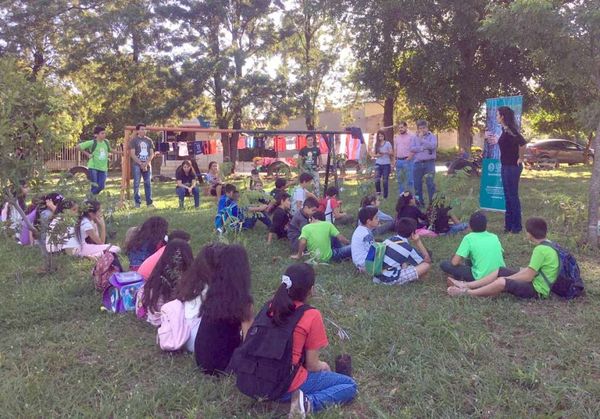 Charlas sobre educación ambiental en San Lorenzo