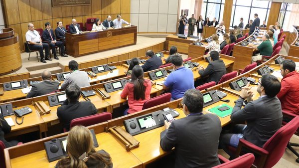 Informe determina que mortandad de peces se da por falta de oxígeno | .::Agencia IP::.