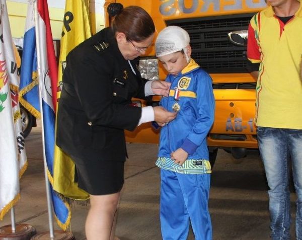 Se puso de escudo para salvar a su hermanita | Paraguay en Noticias