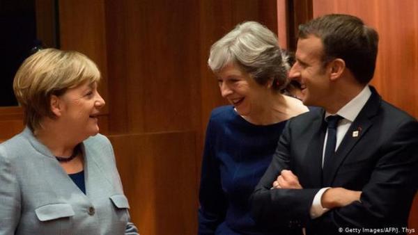 May juega sus últimas cartas: visitará a Macron y a Merkel para pedir más tiempo para el Brexit | .::Agencia IP::.