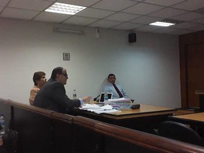 Condenan a defensora Noyme Yore a un año de pena con suspensión - 730am - ABC Color