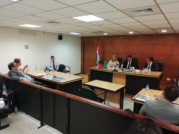 Noyme Yore fue condenada por usurpación de funciones públicas | Paraguay en Noticias