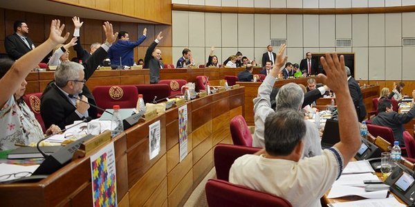 Senadores aprobaron proyecto de ley de empleo a tiempo parcial