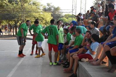 Continúa torneo interbarrial en Mariscal Estigarribia