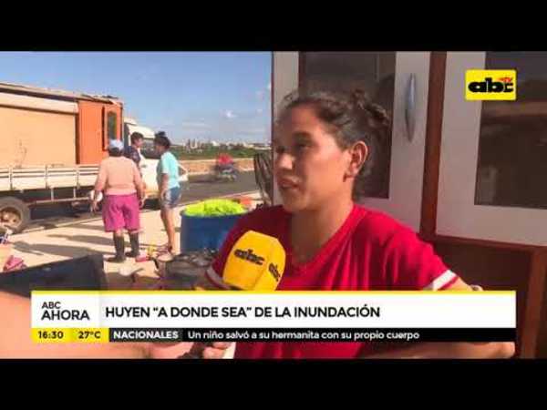 Ribereños huyen “a donde sea” de la inundación - Tv - ABC Color