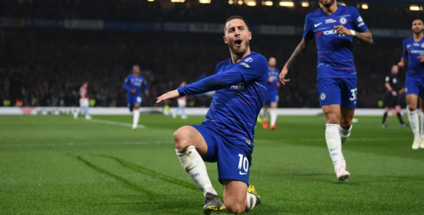 Con Hazard a la cabeza, el Chelsea supera al West Ham
