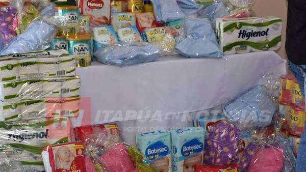GOBERNACIÓN LLEGA CON DONATIVOS AL HOSPITAL
