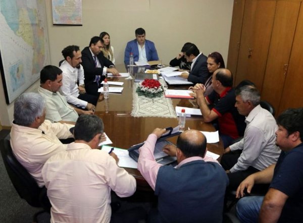 Cartistas y abdistas operan para evitar intervenciones - Edicion Impresa - ABC Color