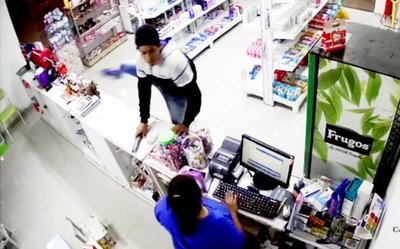 Exconvicto asesta serie de golpes en Villa Elisa - Edicion Impresa - ABC Color