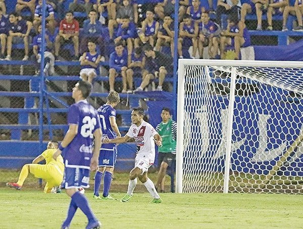 ¡NDEZAPATAZO! No encanta, pero ¡gana!