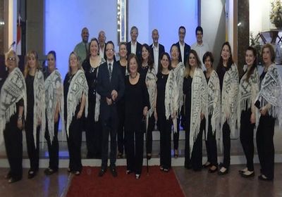 Coro celebra sus 30 años cantando en la Alianza
