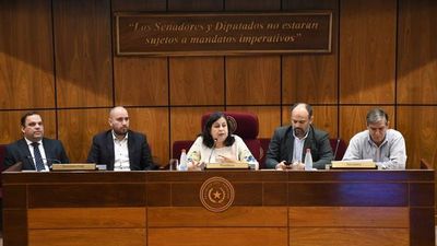Fenómeno natural es la causa de mortandad de peces, reafirma Mades