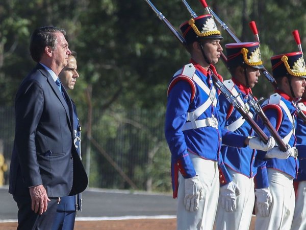 Bolsonaro destituye al ministro de Educación, segunda baja en 3 meses