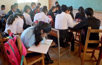 Una joven es ejemplo de superación e inspiración - Edicion Impresa - ABC Color