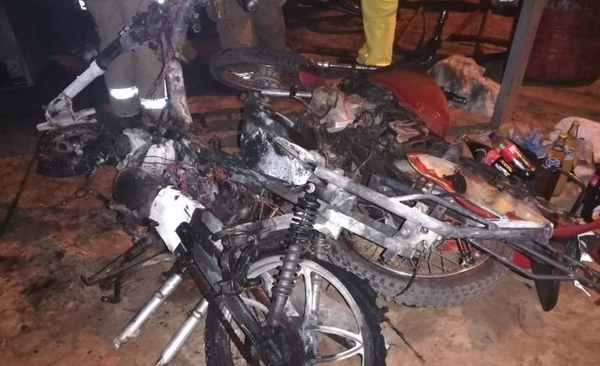 HOY / Incendian taller de motos y causan pérdida de G. 10 millones