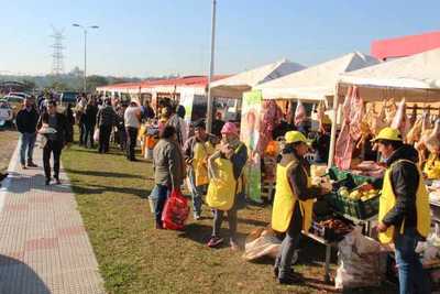 MAG organiza Feria Semana Santa Ra´arovo - .::RADIO NACIONAL::.