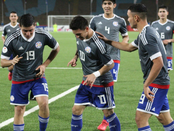 Paraguay vence a Perú y sueña con ir al Mundial Sub 17