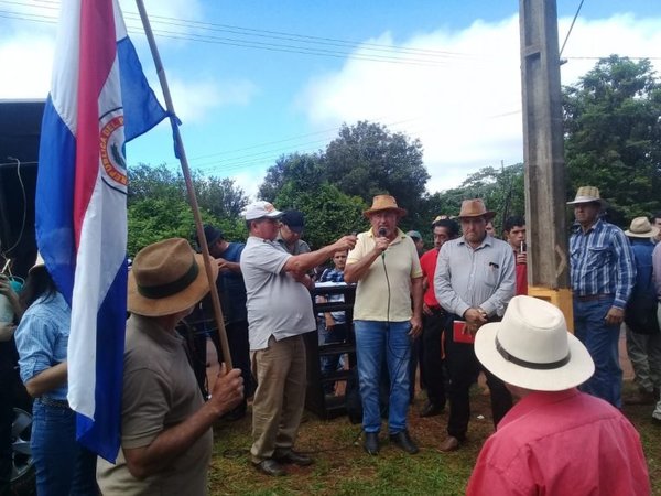 Segundo día de protesta de yerbateros | Paraguay en Noticias