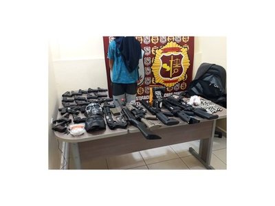Detienen a "Free Fire", un menor armado hasta los dientes