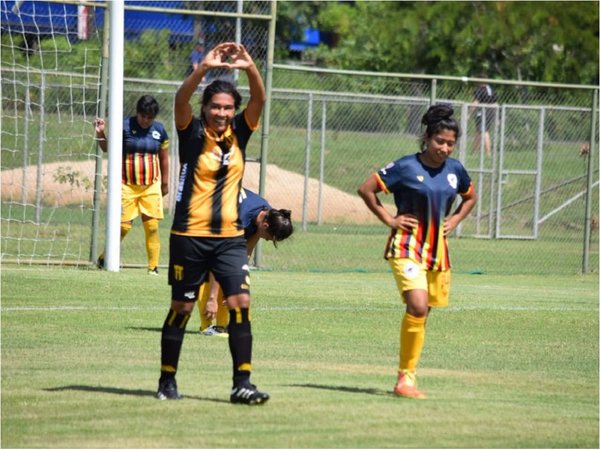 Fecha adelantada en el fútbol femenino | Paraguay en Noticias