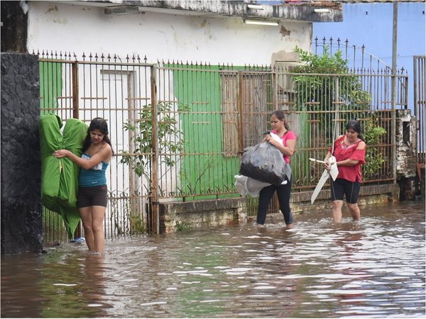 Damnificados: Las inundaciones perjudican la salud mental de los niños
