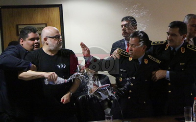 Payo agredió a comisario por agradecer a Dios
