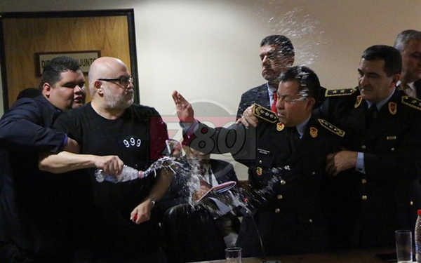 Payo agredió a comisario por agradecer a Dios