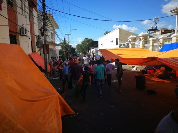 Acuerdo con campesinos que están frente al Indert - Nacionales - ABC Color